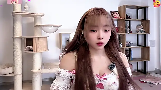 Snapshot of Chenjing0 chatting on June 30, 2026, 12:27 pm Chenjing0 online show from June 30, 2026, 12:27 pm
