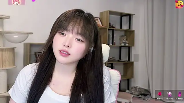 Snapshot of Chenjing0 chatting on June 10, 2026, 12:17 pm Chenjing0 online show from June 10, 2026, 12:17 pm