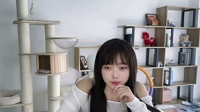 Chenjing0 online show from April 25, 2026, 4:48 am