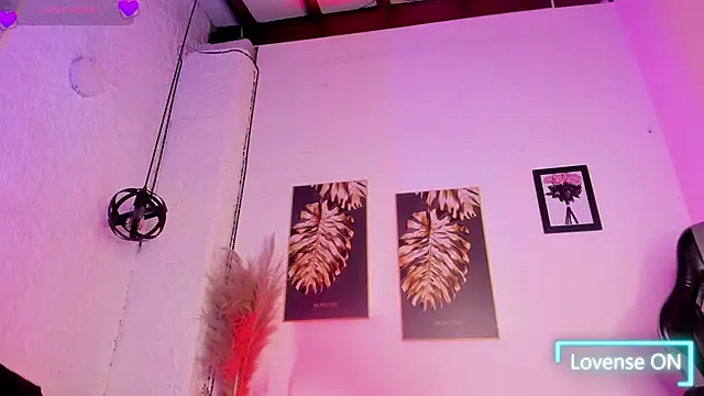 Snapshot of Scarlet_lace chatting on November 2, 2025, 12:43 pm Scarlet lace online show from November 2, 2025, 12:43 pm