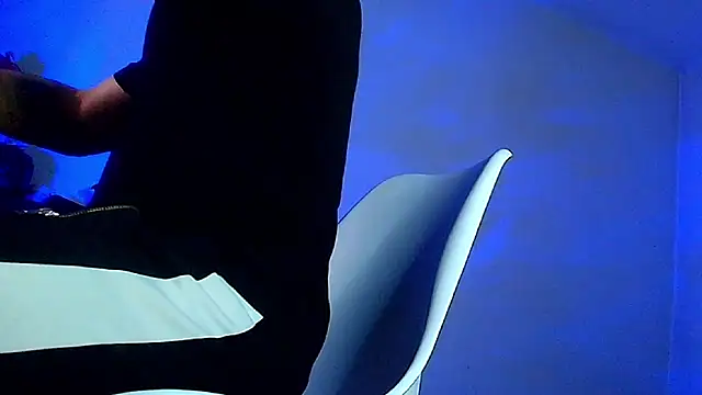 XanderCage99 online show from January 6, 2026, 10:58 pm