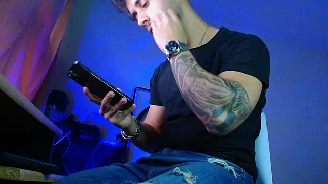 XanderCage99 online show from November 7, 2025, 6:18 am