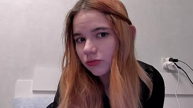 lia lovelly online show from February 24, 2025, 10:03 pm