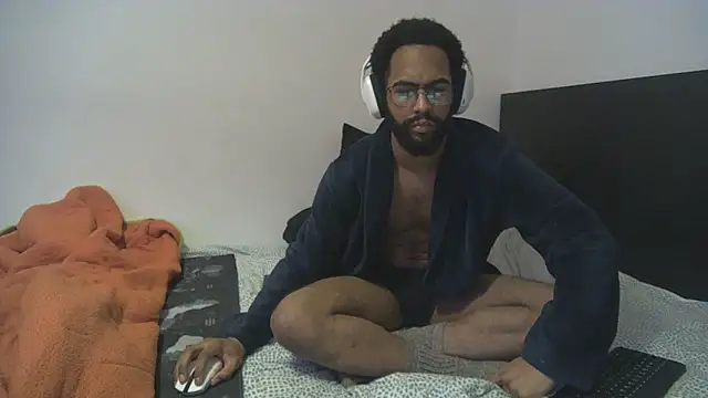 Snapshot of kevi_cocks chatting on February 5, 2025, 11:39 pm kevi cocks online show from February 5, 2025, 11:39 pm