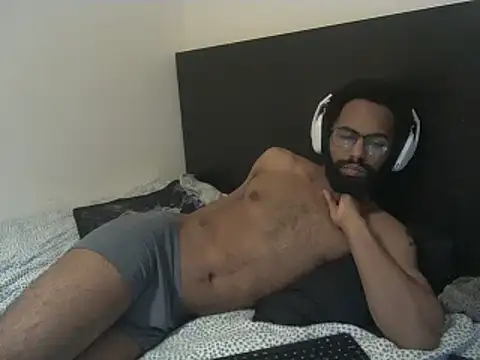 Snapshot of kevi_cocks chatting on February 9, 2025, 1:22 am kevi cocks online show from February 9, 2025, 1:22 am