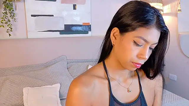 Snapshot of AbieHills chatting on November 19, 2025, 12:05 pm AbieHills online show from November 19, 2025, 12:05 pm