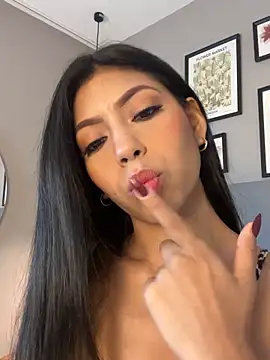 AbieHills online show from February 19, 2026, 11:51 am