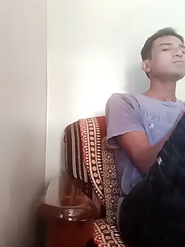 Abony femboy online show from November 18, 2025, 6:39 am