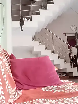 Abony femboy online show from October 2, 2025, 4:38 am