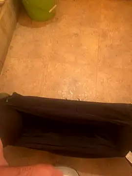 Snapshot of balint35 chatting on October 16, 2025, 6:10 am balint35 online show from October 16, 2025, 6:10 am