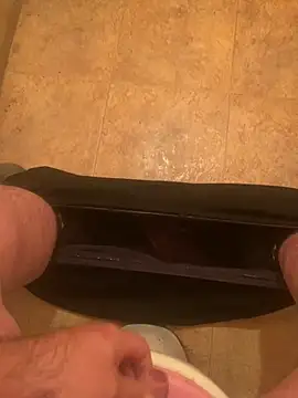 Snapshot of balint35 chatting on October 21, 2025, 6:57 am balint35 online show from October 21, 2025, 6:57 am