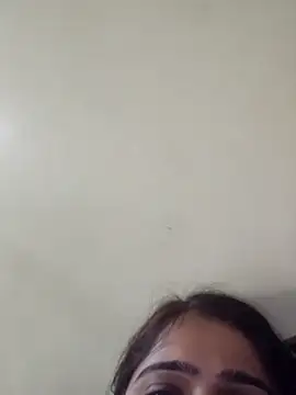 shreya1765 online show from November 19, 2025, 5:35 pm