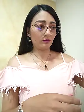 BELLA--26 online show from March 1, 2025, 5:27 pm