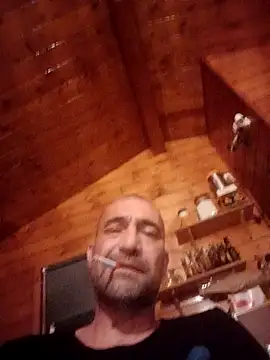 javierpasteur69 online show from October 29, 2025, 5:23 pm