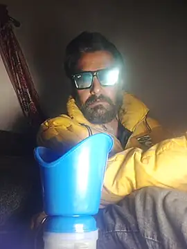 MAGNETICDADDY8 online show from January 18, 2026, 10:51 am