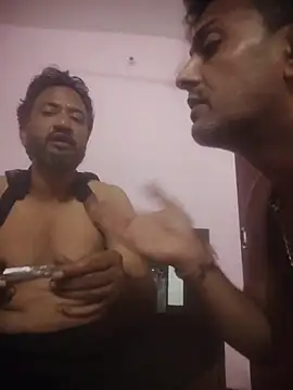 Snapshot of MAGNETICDADDY8 chatting on October 7, 2025, 6:53 pm MAGNETICDADDY8 online show from October 7, 2025, 6:53 pm