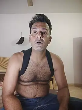 Snapshot of MAGNETICDADDY8 chatting on September 26, 2025, 9:54 pm MAGNETICDADDY8 online show from September 26, 2025, 9:54 pm