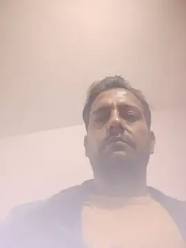 Snapshot of MAGNETICDADDY8 chatting on November 1, 2025, 3:02 am MAGNETICDADDY8 online show from November 1, 2025, 3:02 am