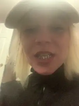 Snapshot of XxxDRAMAxxX chatting on March 10, 2025, 11:34 am XxxDRAMAxxX online show from March 10, 2025, 11:34 am