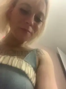 Snapshot of XxxDRAMAxxX chatting on March 12, 2025, 4:19 am XxxDRAMAxxX online show from March 12, 2025, 4:19 am