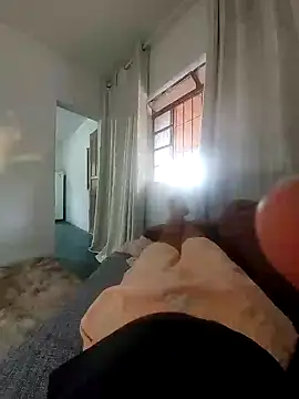 manterei2 online show from October 29, 2025, 9:08 am