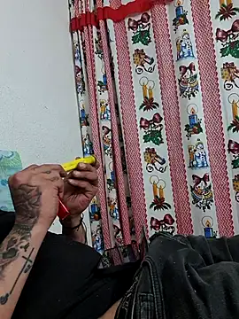 VDorseJHill6 online show from February 5, 2026, 8:32 am