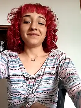 Snapshot of NickiYoung chatting on June 19, 2026, 5:52 pm NickiYoung online show from June 19, 2026, 5:52 pm