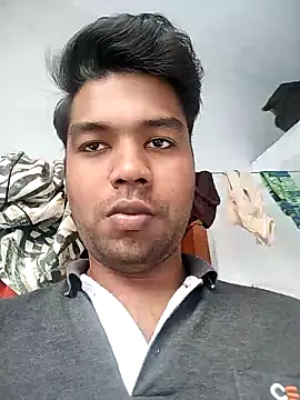 carryneoll8 online show from February 6, 2025, 8:18 am