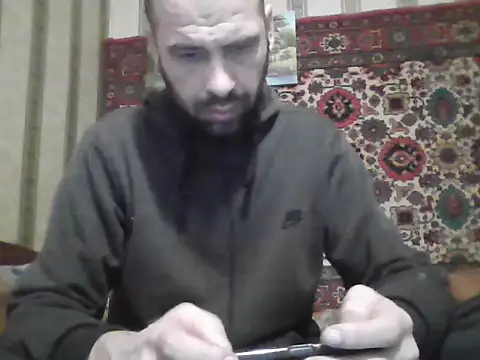 AlferezzSolvajo online show from October 29, 2025, 5:28 am