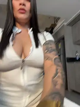 Snapshot of squirtqueentati chatting on June 26, 2026, 5:35 am squirtqueentati online show from June 26, 2026, 5:35 am