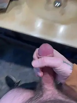 coreyl9718 online show from January 31, 2026, 7:12 pm