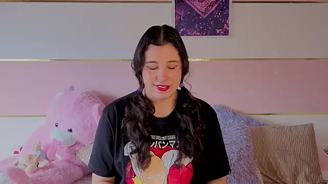 Charlotte  Miller online show from December 20, 2025, 12:30 pm