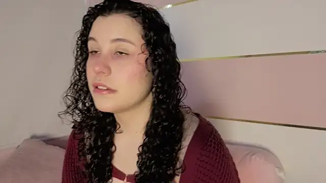 Snapshot of Charlotte__Miller chatting on November 9, 2025, 11:47 am Charlotte Miller online show from November 9, 2025, 11:47 am