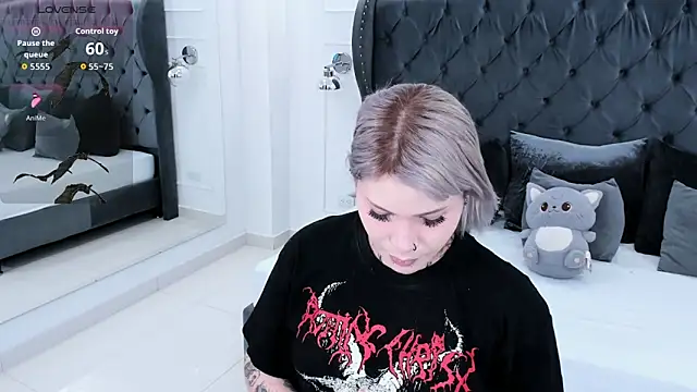 jinxv nuss online show from February 27, 2026, 2:23 am