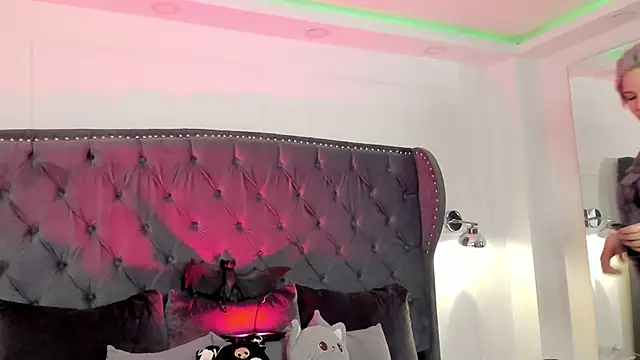 jinxv nuss online show from October 17, 2025, 11:34 am