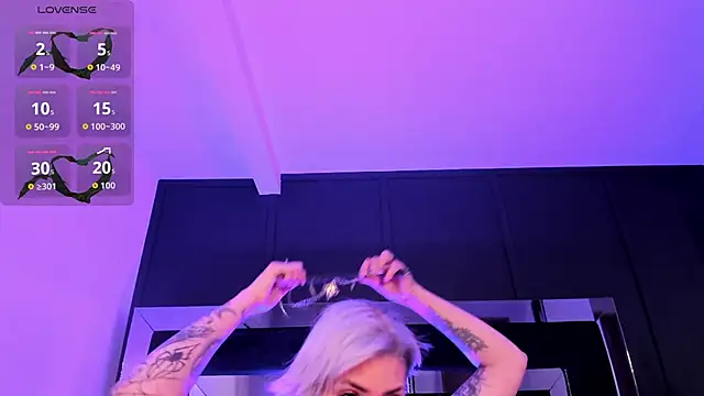 jinxv nuss online show from November 6, 2025, 10:52 am