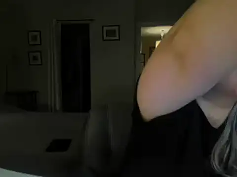 HappyIva online show from February 6, 2026, 9:16 am