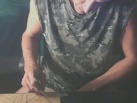 GoloZeusMax online show from May 11, 2026, 5:53 am