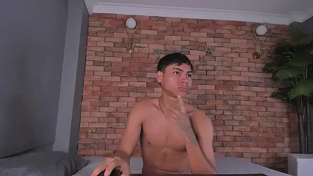 Snapshot of adam_piarse01 chatting on November 27, 2025, 10:54 pm adam piarse01 online show from November 27, 2025, 10:54 pm