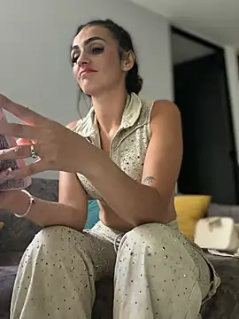 Snapshot of Samantha_bigboobs chatting on June 27, 2026, 12:00 pm Samantha bigboobs online show from June 27, 2026, 12:00 pm