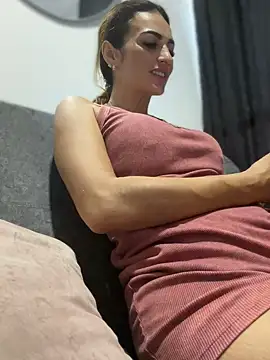 Samantha bigboobs online show from May 2, 2026, 10:37 pm