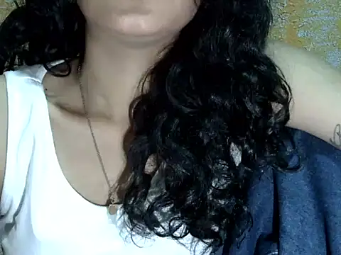 Horny honey69 online show from September 23, 2025, 6:04 pm