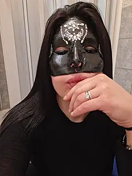 desyree89 online show from February 28, 2026, 5:40 am