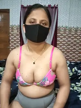 Snapshot of Hot_Nila chatting on June 30, 2026, 4:40 pm Hot Nila online show from June 30, 2026, 4:40 pm