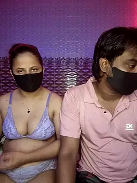 Snapshot of Hot_Nila chatting on June 10, 2026, 2:35 am Hot Nila online show from June 10, 2026, 2:35 am