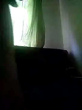 Snapshot of escorpio50jt chatting on December 4, 2025, 11:31 am escorpio50jt online show from December 4, 2025, 11:31 am