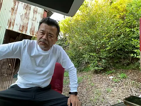 Ryo-j online show from May 9, 2026, 9:12 am