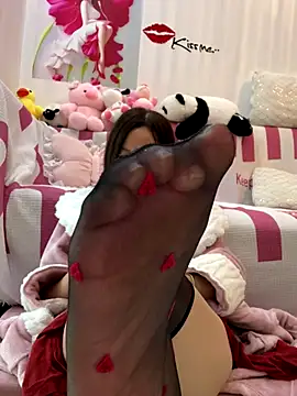 Snapshot of SSSniang- chatting on November 3, 2025, 7:02 am SSSniang- online show from November 3, 2025, 7:02 am