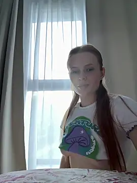 Snapshot of uhlala__ chatting on June 17, 2026, 4:28 pm uhlala online show from June 17, 2026, 4:28 pm