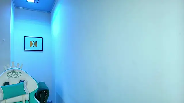 Snapshot of Arianna_sweeet chatting on November 6, 2025, 3:21 am Arianna sweeet online show from November 6, 2025, 3:21 am